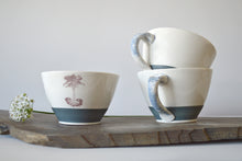 Chargez l'image dans la visionneuse de la galerie, 02-G Generosity Latte Mug