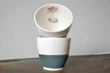 Chargez l'image dans la visionneuse de la galerie, 12-G Generosity Small Cup