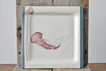 Load image into Gallery viewer, 32-M Jellyfish Square Plate