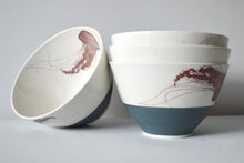 Load image into Gallery viewer, 09-M Jellyfish Soup Tonkinoise Bowl