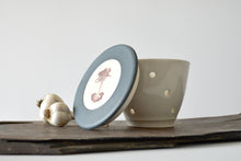 Load image into Gallery viewer, 21-G Generosity Garlic Keeper