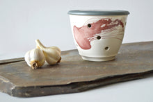 Load image into Gallery viewer, 21-M Jellyfish Garlic Keeper