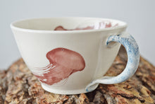 Chargez l'image dans la visionneuse de la galerie, 02-M Jellyfish Latte Mug
